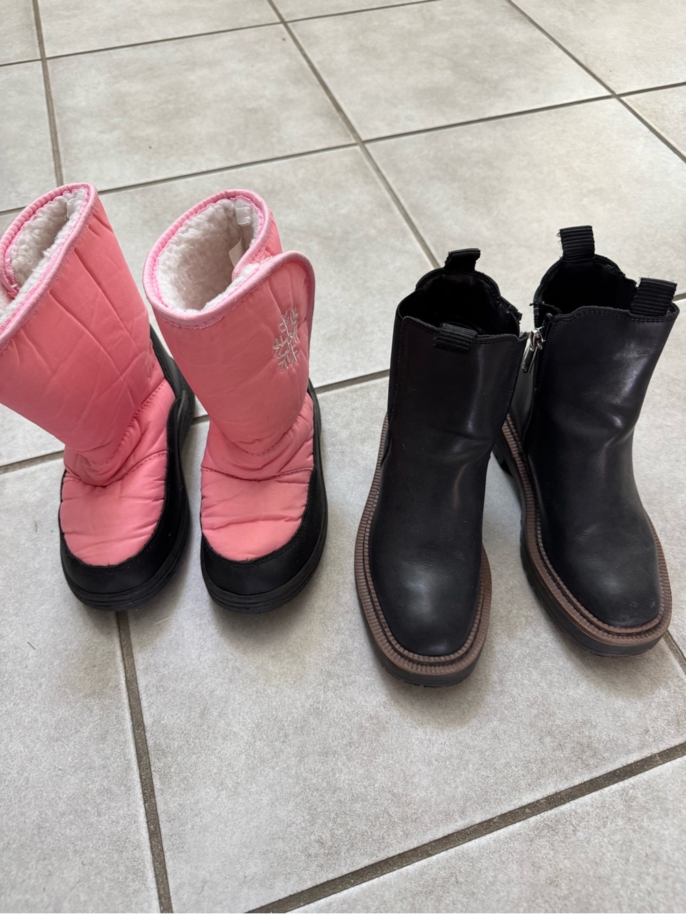 Sam Edelman Kids Black Chelsea Boots